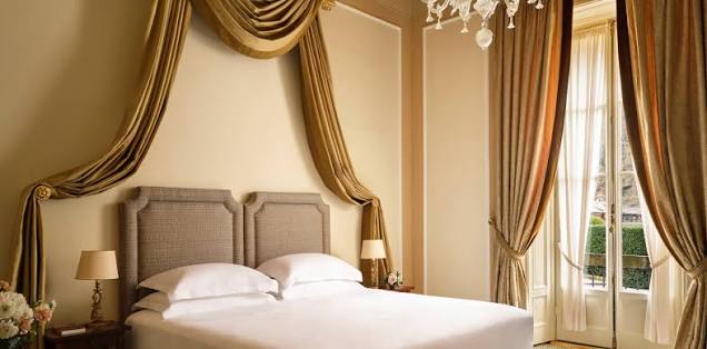 Golden Miracle Hotel