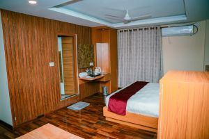 Golden Miracle Hotel Gallery